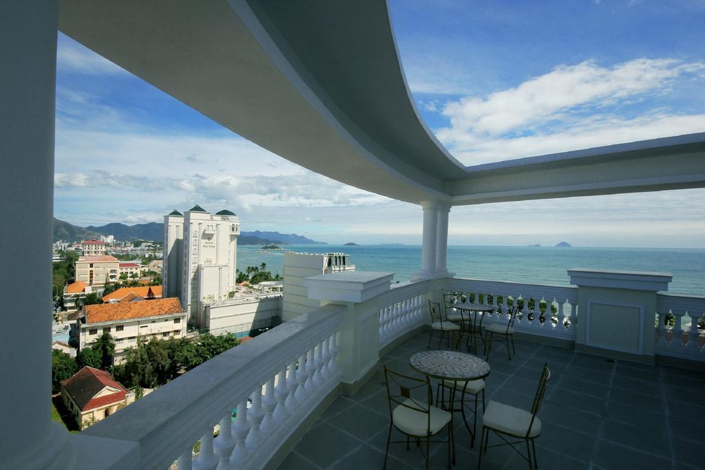 Nha Trang Palace Hotel Exteriör bild