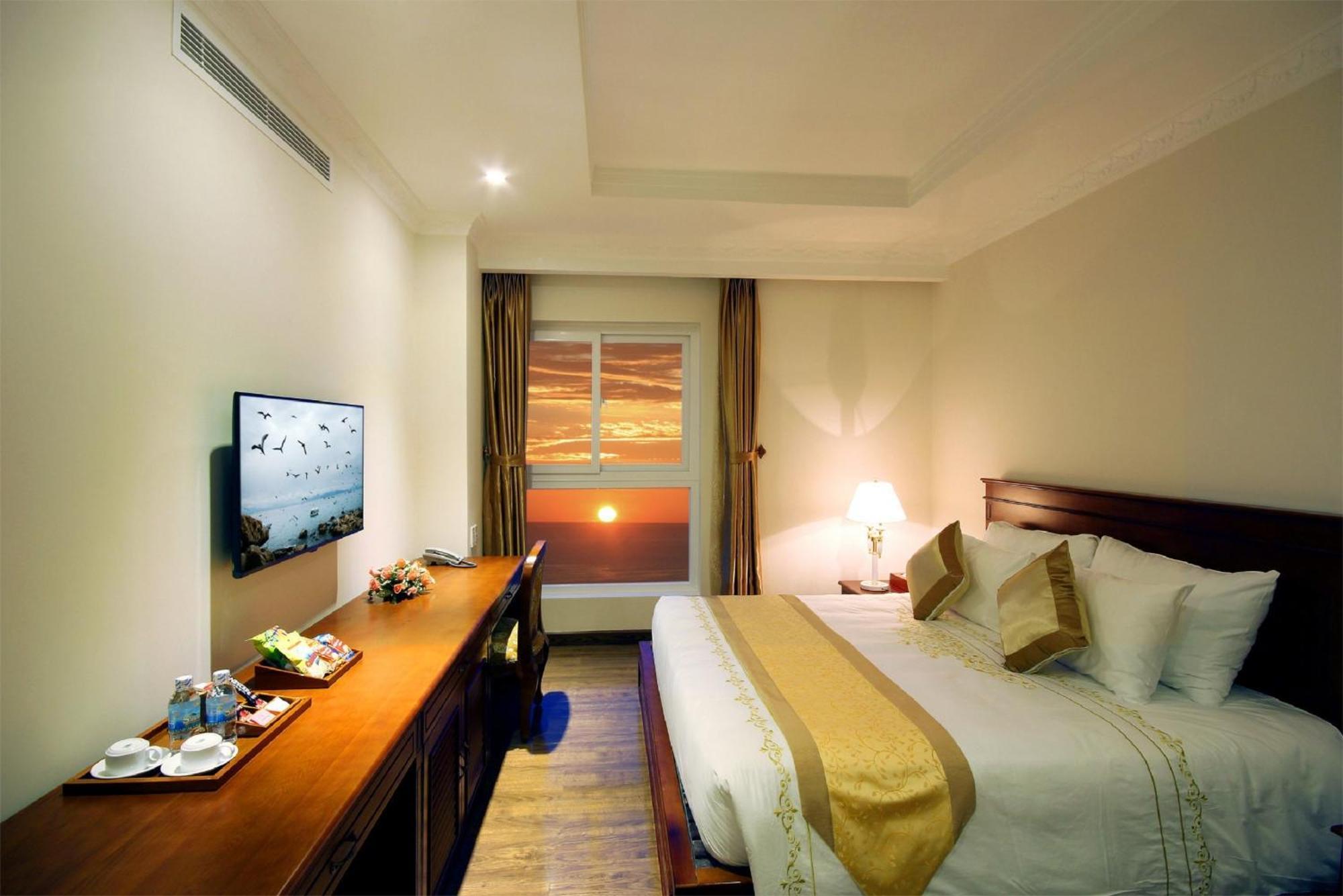 Nha Trang Palace Hotel Rum bild